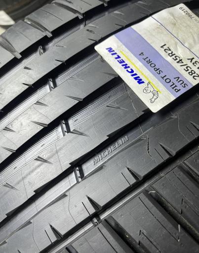 Michelin Pilot Sport 4 SUV 285/45 R21 113Y