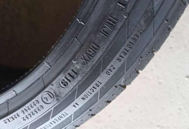 Continental ContiSportContact 265/35 R21