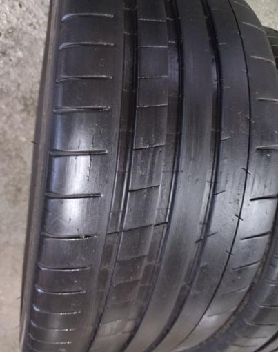 Michelin Pilot Super Sport 235/35 R19 91Y