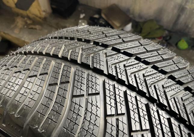 Michelin Latitude Alpin LA2 295/40 R20 106V
