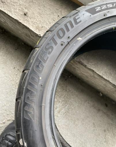 Bridgestone Potenza Adrenalin RE004 225/45 R17 91W