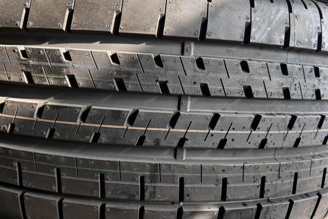 Goodyear Eagle F1 Asymmetric 255/45 R19