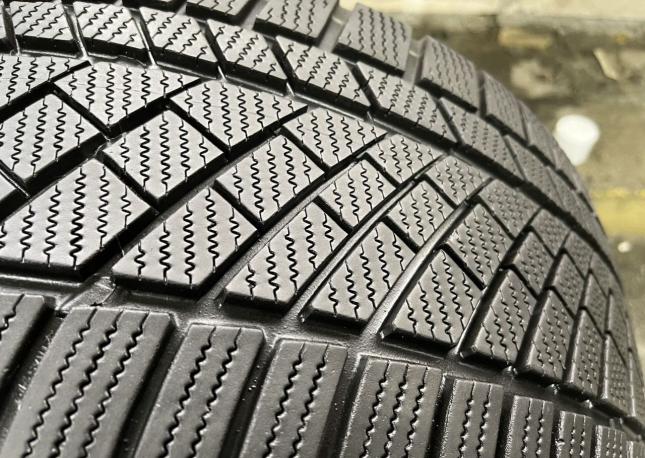 Continental ContiWinterContact TS 830 245/35 R19