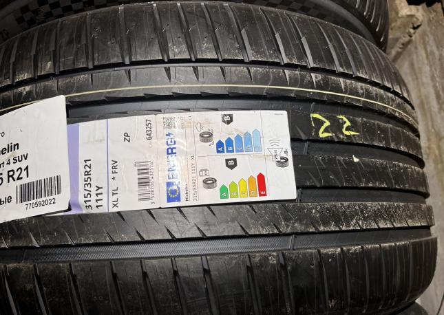 Michelin Pilot Sport 4 SUV 315/35 R21 и 275/40 R21