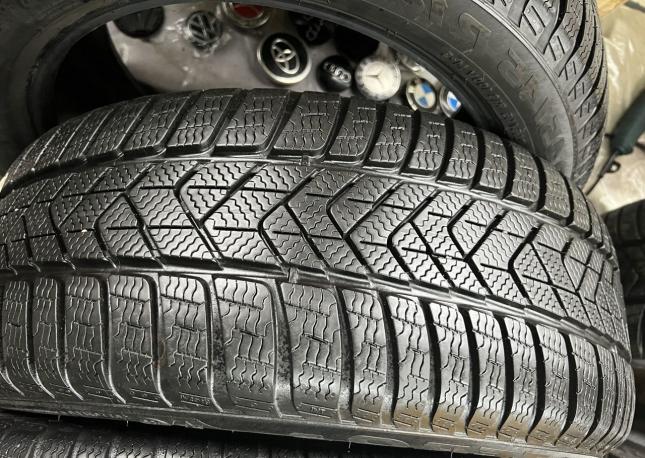 Pirelli Winter Sottozero 245/45 R18