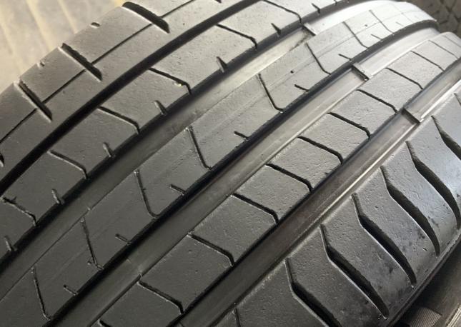 Pirelli P Zero PZ4 275/45 R21 107Y