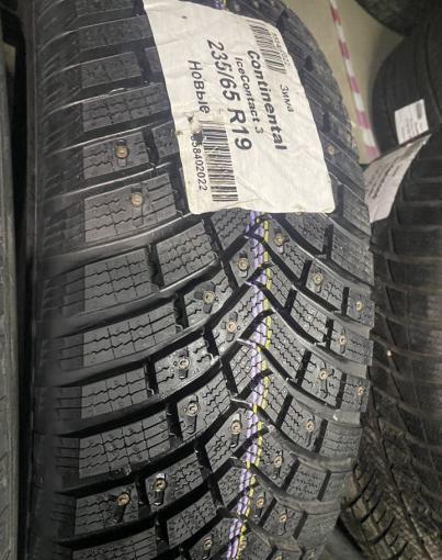 Continental IceContact 3 235/65 R19