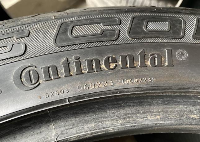 Continental ContiCrossContact UHP 305/40 R22 114W