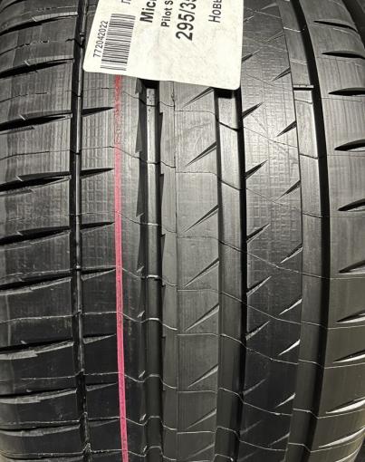 Michelin Pilot Sport 4 S Acoustic 295/35 R21 и 315/30 R22 Y