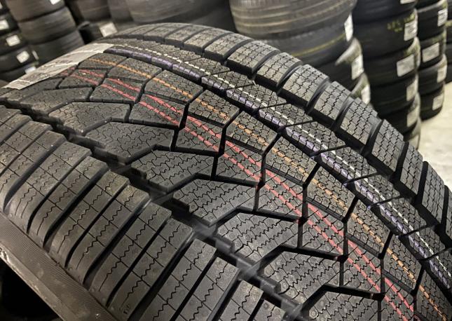 Continental ContiWinterContact TS 860S 285/30 R22 101W