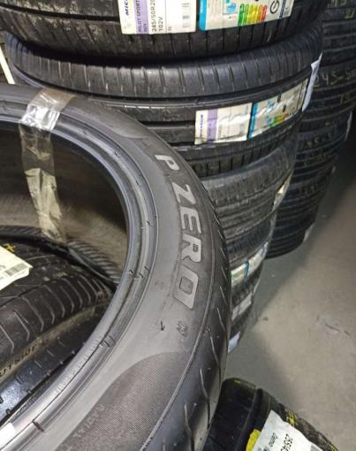 Pirelli P Zero 255/45 R19 и 285/40 R19