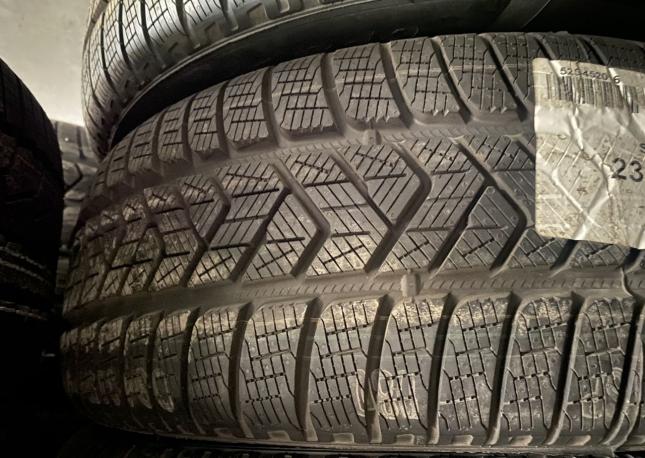 Pirelli Winter Sottozero 3 235/55 R19