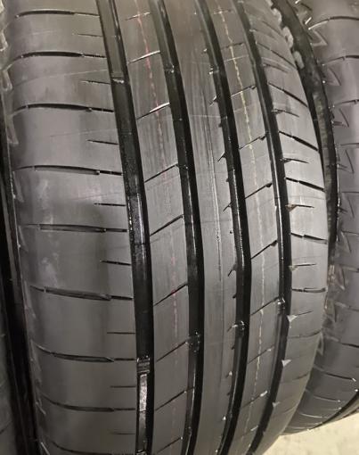 Bridgestone Turanza T005A 215/55 R18