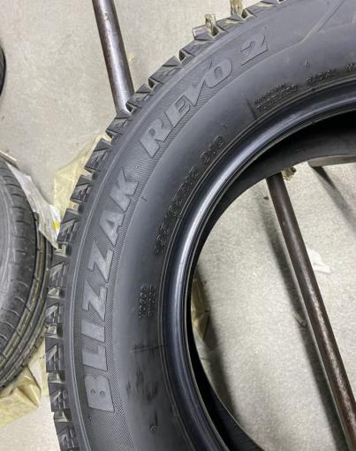 Bridgestone Blizzak Revo GZ 195/65 R15