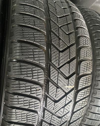 Pirelli Scorpion Winter 235/60 R18