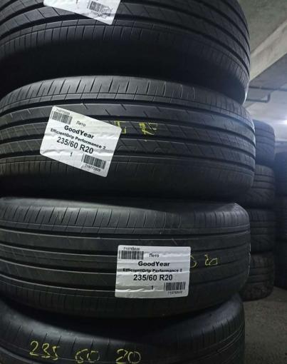 Goodyear EfficientGrip Performance 2 235/60 R20