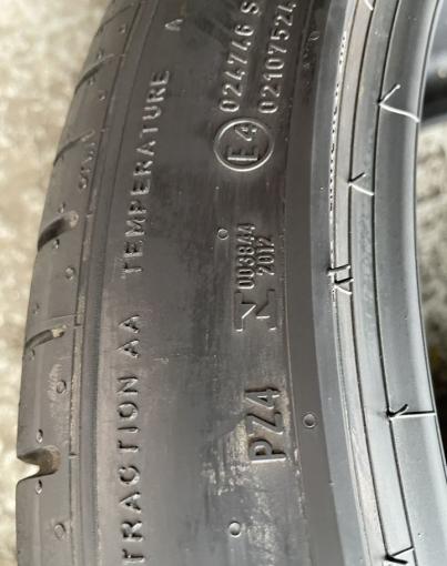 Pirelli P Zero PZ4 295/35 R21 107Y