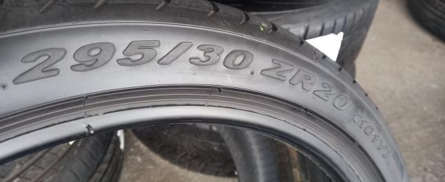 Pirelli P Zero 295/30 R20 101Y