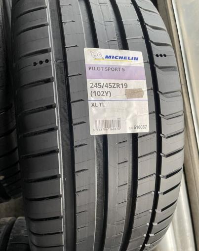 Michelin Pilot Sport 5 245/45 R19 102Y