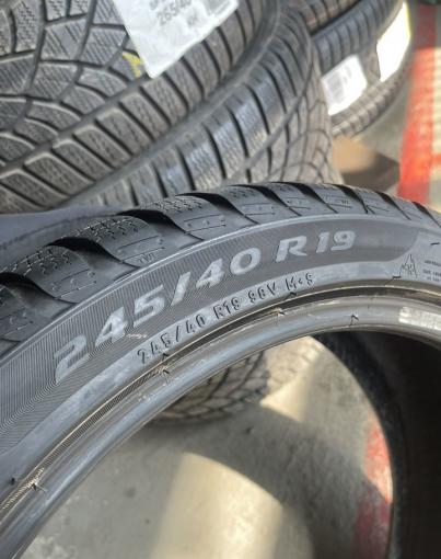 Pirelli Winter Sottozero 3 245/40 R19 98V