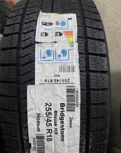 Bridgestone Blizzak Ice 255/45 R18