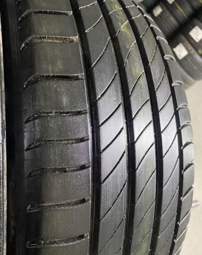 Michelin Primacy 4 215/60 R17