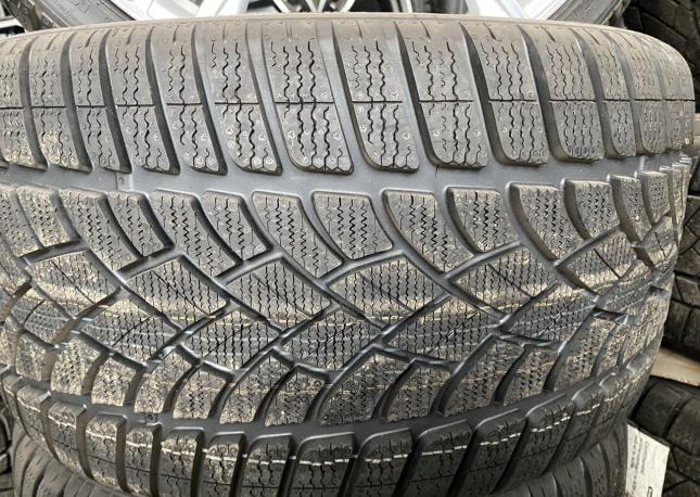 Dunlop SP Winter Sport 3D 235/35 R19 и 295/30 R19 91W