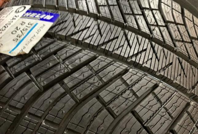 Michelin Pilot Alpin PA4 275/40 R20 и 315/35 R20 V