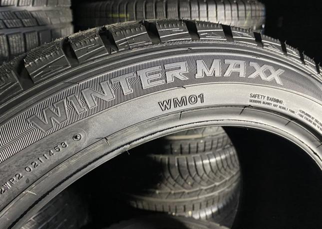 Dunlop Winter Maxx WM03 245/45 R19 98T