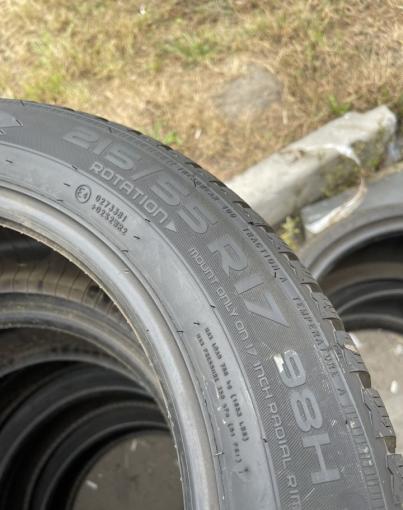 Nokian Tyres WR D4 215/55 R17 98H