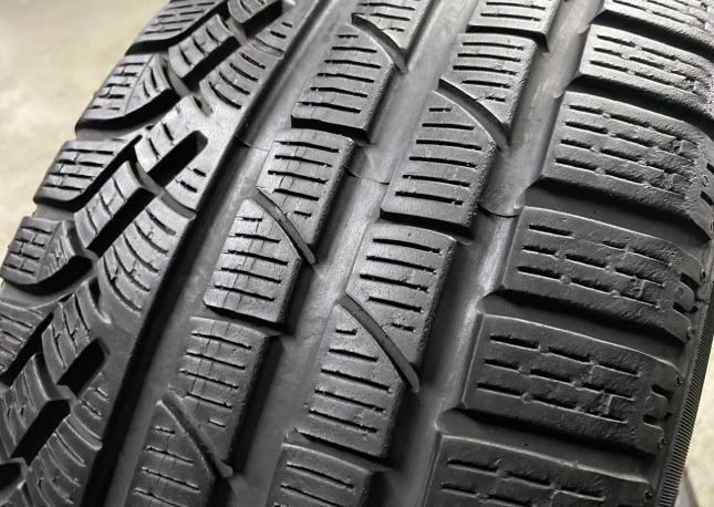 Pirelli Winter Sottozero 240 Serie II 235/45 R18 98V