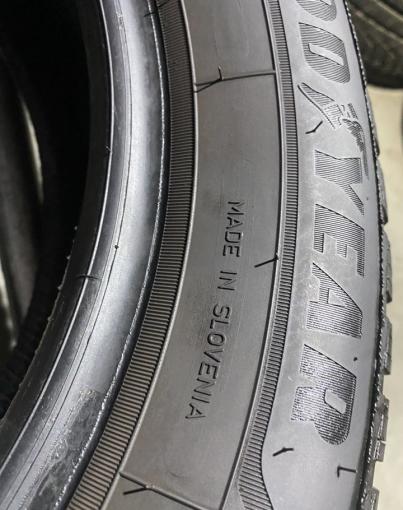 Goodyear Ultra Grip 4+ 195/60 R15