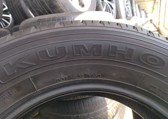 Kumho Road Venture ST KL16 245/65 R17 107H