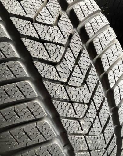 Pirelli Winter Sottozero 3 255/40 R20 и 285/35 R20 V