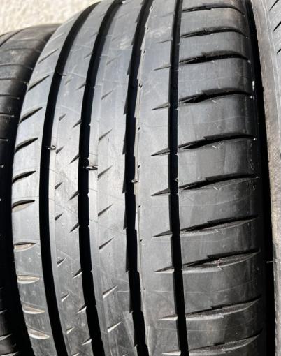 Michelin Pilot Sport 4 245/45 R20