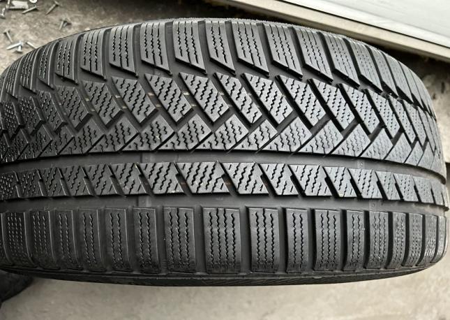 Continental ContiWinterContact TS 830 P 235/40 R19