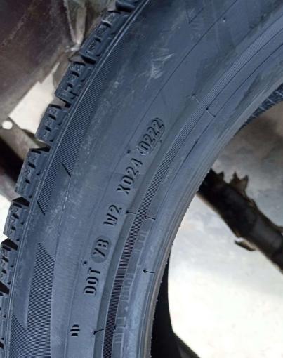 Pirelli Ice Zero SUV 245/45 R19