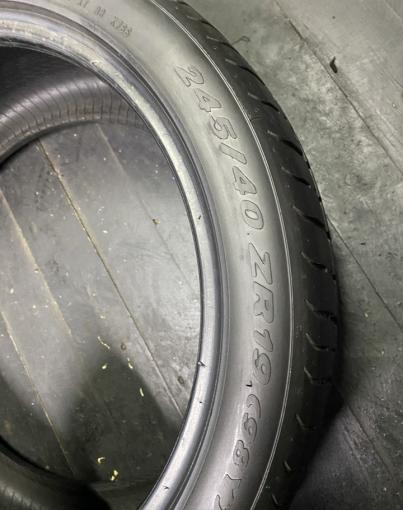 Pirelli P Zero 255/40 R19