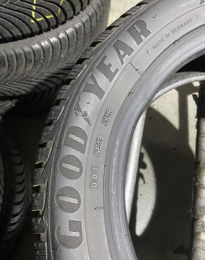 Goodyear UltraGrip 8 195/55 R16