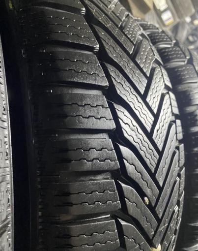 Michelin Alpin 6 195/65 R15