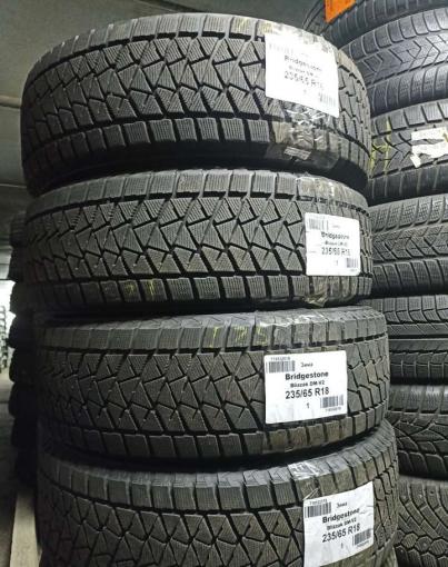 Bridgestone Blizzak DM-Z2 235/65 R18