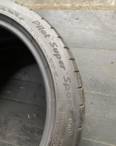 Michelin Pilot Super Sport 265/35 R19