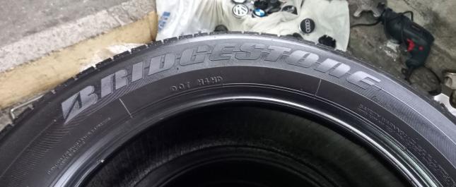 Bridgestone Dueler H/L 33 225/60 R18 100H