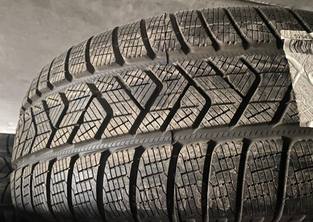 Pirelli Winter Sottozero 3 235/55 R19