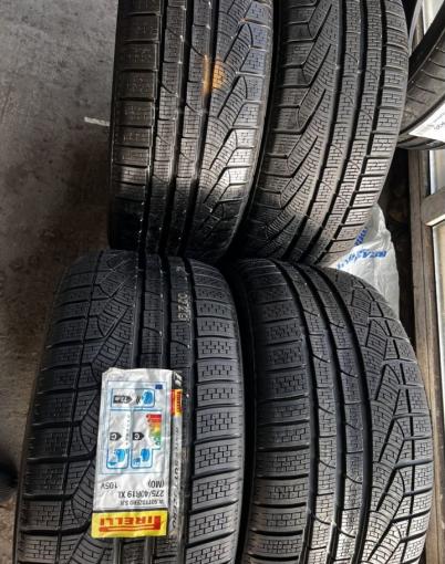 Pirelli Winter Sottozero II 245/45 R19 и 275/40 R19