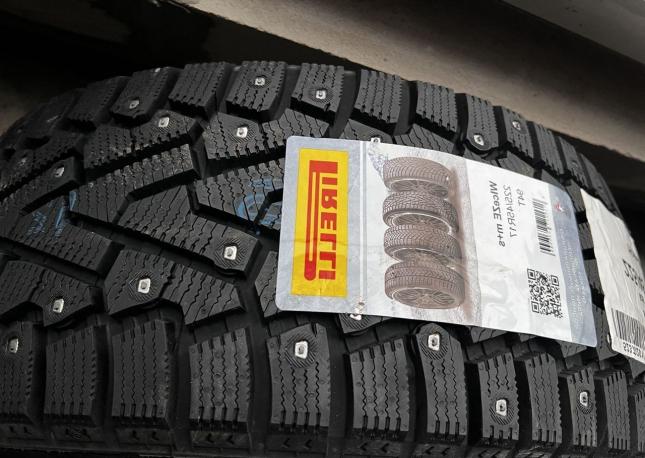 Pirelli Ice Zero FR SUV 225/45 R17