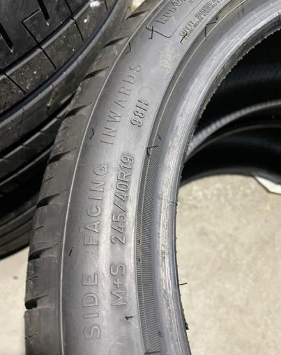 Goodyear Eagle Sport 245/40 R19 98H