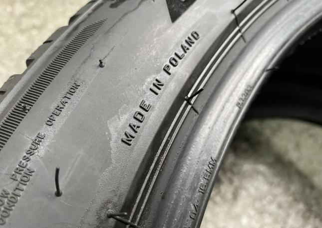 Bridgestone Blizzak LM-005 265/40 R21 105H