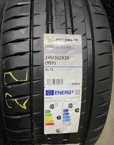 Michelin Pilot Sport 5 245/35 R20 Y