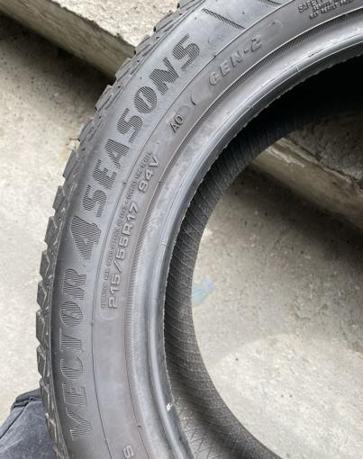 Goodyear Vector 4Seasons Gen-2 215/55 R17 94V